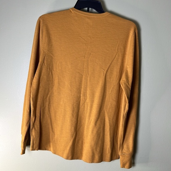 GAP women's Golden Long Sleeve Tee - Picture 3 of 4